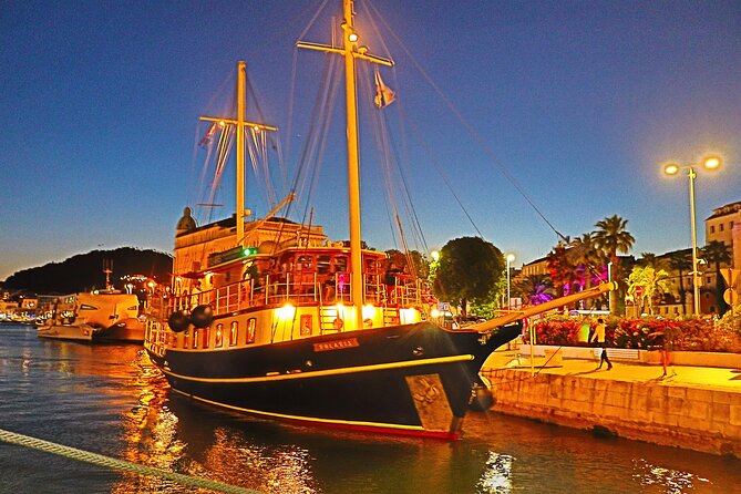 Split Sunset Cruise With Live Music - Board early: meeting point and a smoother boarding strategy