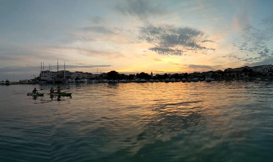 Split: Sunset Guided Kayaking Tour - Stobreč river time: calm paddling with big scenery payoff