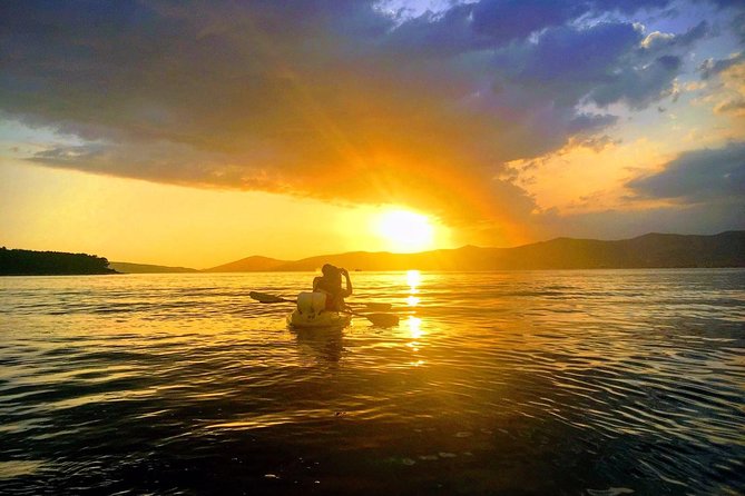 Split Sunset Sea Kayaking Tour - Packing Smart: Rocky Shores, Saltwater, and Comfort