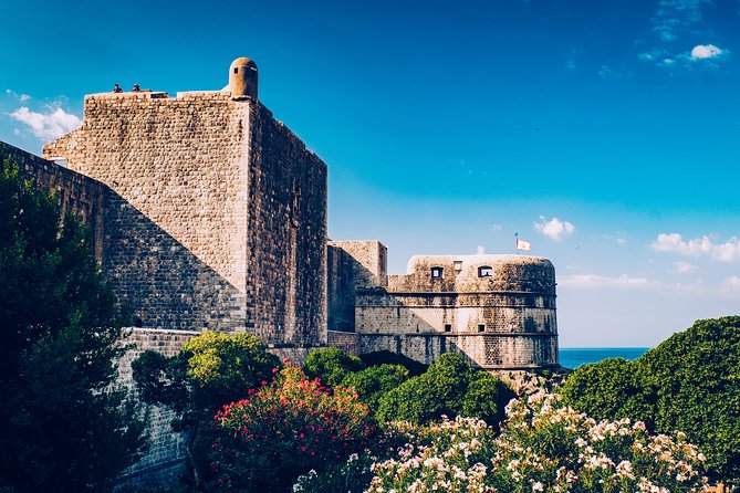 Split to Dubrovnik Private Tour with Local Guide - First stop: Ston City Walls and the salt-and-oyster story