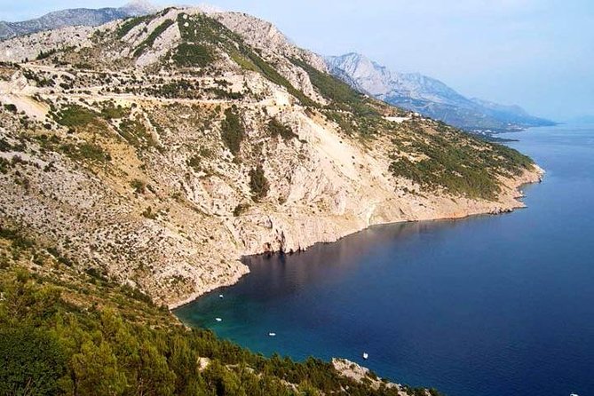 Split to Dubrovnik private transfer via Ston and picture stops (and vice versa) - The 5-hour rhythm: fast viewpoint breaks plus a real Ston visit