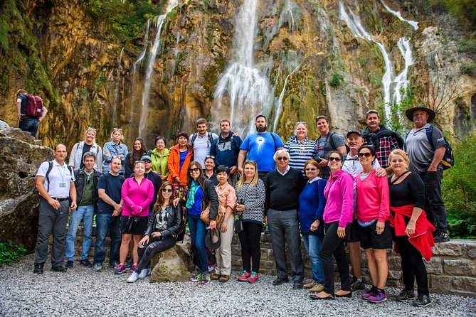 Split to Zagreb Group Transfer with Plitvice Lakes guided tour - Transport and luggage: comfort level and what you can bring