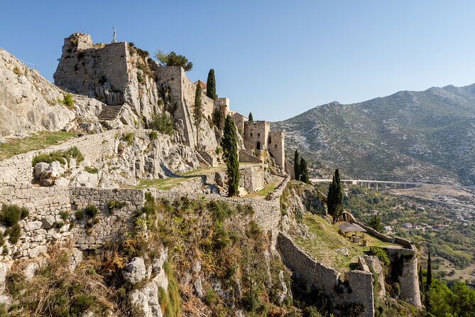 Split to Zagreb via Plitvice Lakes (3 hours stop is included) - Should you book this Split to Zagreb via Plitvice transfer?