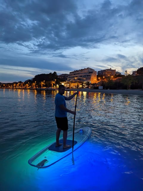 Split: Transparent SUP night Glow tour - Safety briefing and beginner coaching: relaxed, not robotic