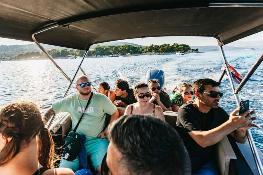 Split/Trogir: Blue Lagoon and 3 Islands Speedboat Tour - Split to Trogir by Speedboat: the ride that sets the tone