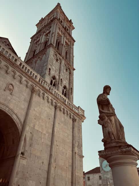 Split: Trogir Open Top Bus Trip + Free Split Walking Tour - Getting oriented in UNESCO-listed Trogir Old Town