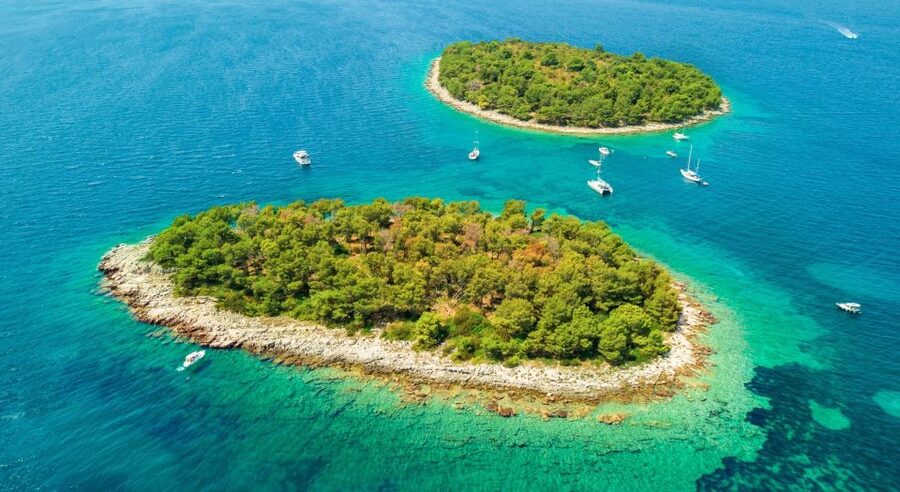 Split & Trogir: Private Blue Lagoon & Wine Tasting Boat Tour - Group size and boat comfort: private pricing, shared space reality
