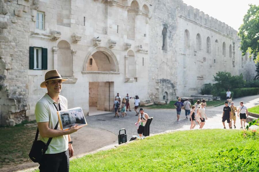 Split: Walking tour of Split with a 'Magister' of History - Entering Diocletian’s Palace through the palace gates