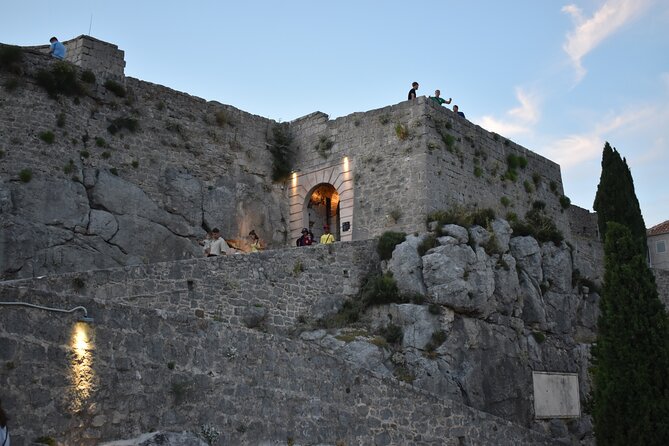 Sunset Klis Fortress Tour From Split with Sightseeing bus - Sunset Timing: Why You Might Not Get the Exact Golden Hour Shot