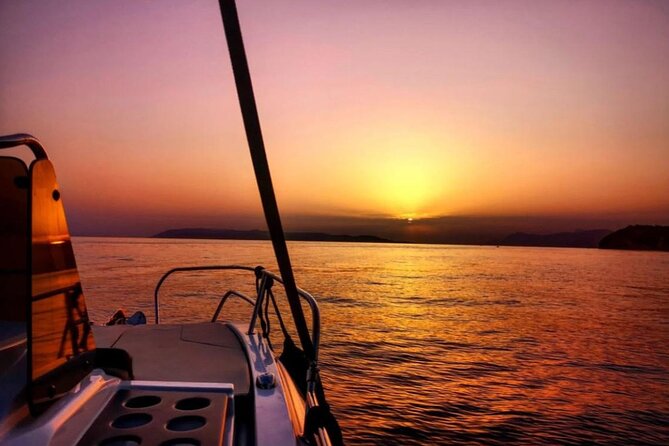 Sunset Speedboat Tour in Makarska with swim stop on island Brač - From Makarska harbor to Brač: the 25-minute ride that sets the mood