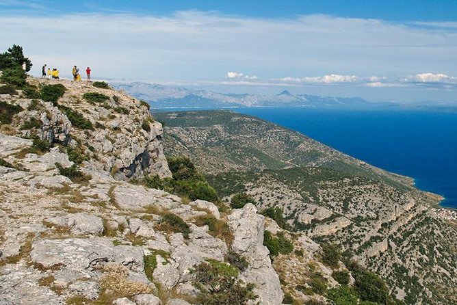 Taxi Supetar, Brač - A Brač route that makes sense: Nerežišća to Vidova Gora to Zlatni Rat