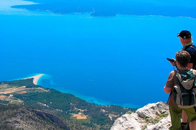 Taxi Supetar, Brač - Pučišća and Putišća: white stone and sculpture country