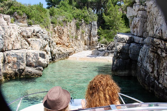 Three Islands Private Speedboat Tour With Blue Lagoon Stop - Drvenik area hidden coves: quick beauty, more than one photo stop