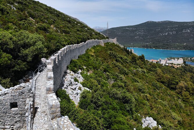 Transfer Split to Dubrovnik with Sightseeing in Ston Town - Walking the Walls of Ston: The Big Defensive Structure Stop