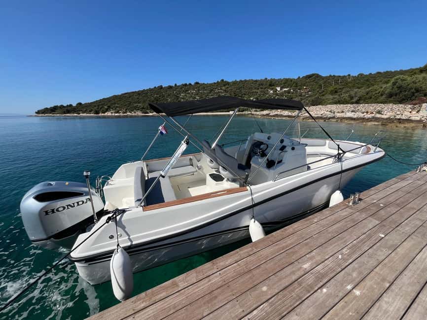 Trogir: Blue Lagoon and 3 Islands Speedboat Tour - Blue Lagoon snorkeling and swim time: where the water does the work