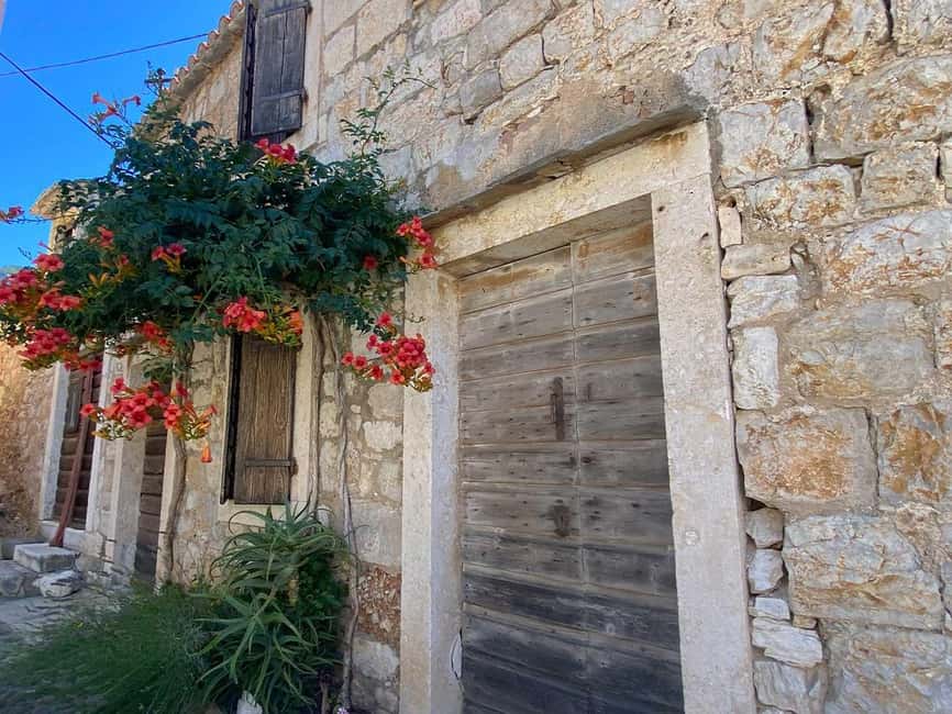 Trogir: Blue Lagoon, Maslinica, and Solinska Bay Boat Tour - Key Things I’d Focus On Before You Go