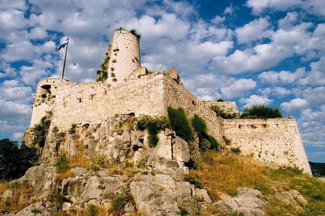 Trogir Old Town & Klis Fortress from Split - Klis Fortress: Big Views, Medieval Streets, and Game of Thrones Footsteps