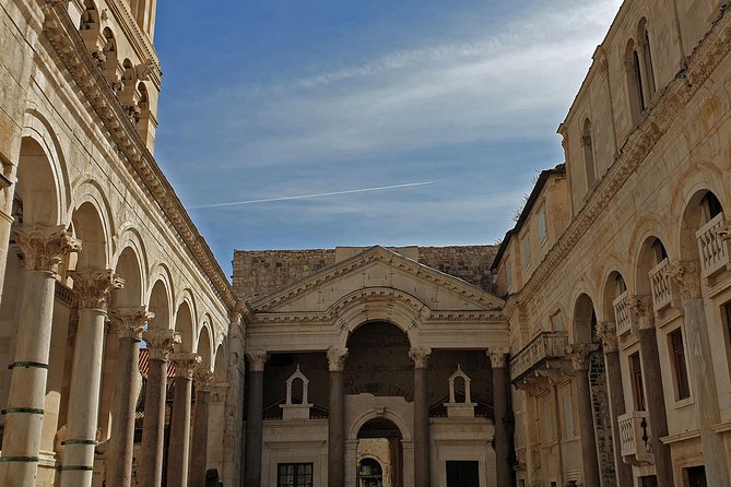 Walking Tour of Split with a 'Magister' of History - Vestibulum and noble palaces: seeing Diocletian’s private side