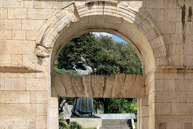 Walking tour of Split with an Art Historian - Tower 2 and the first lesson: why Split isn’t a typical ruin